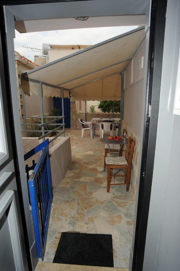 Crecian Water Front Apartment Aigeira Exterior photo